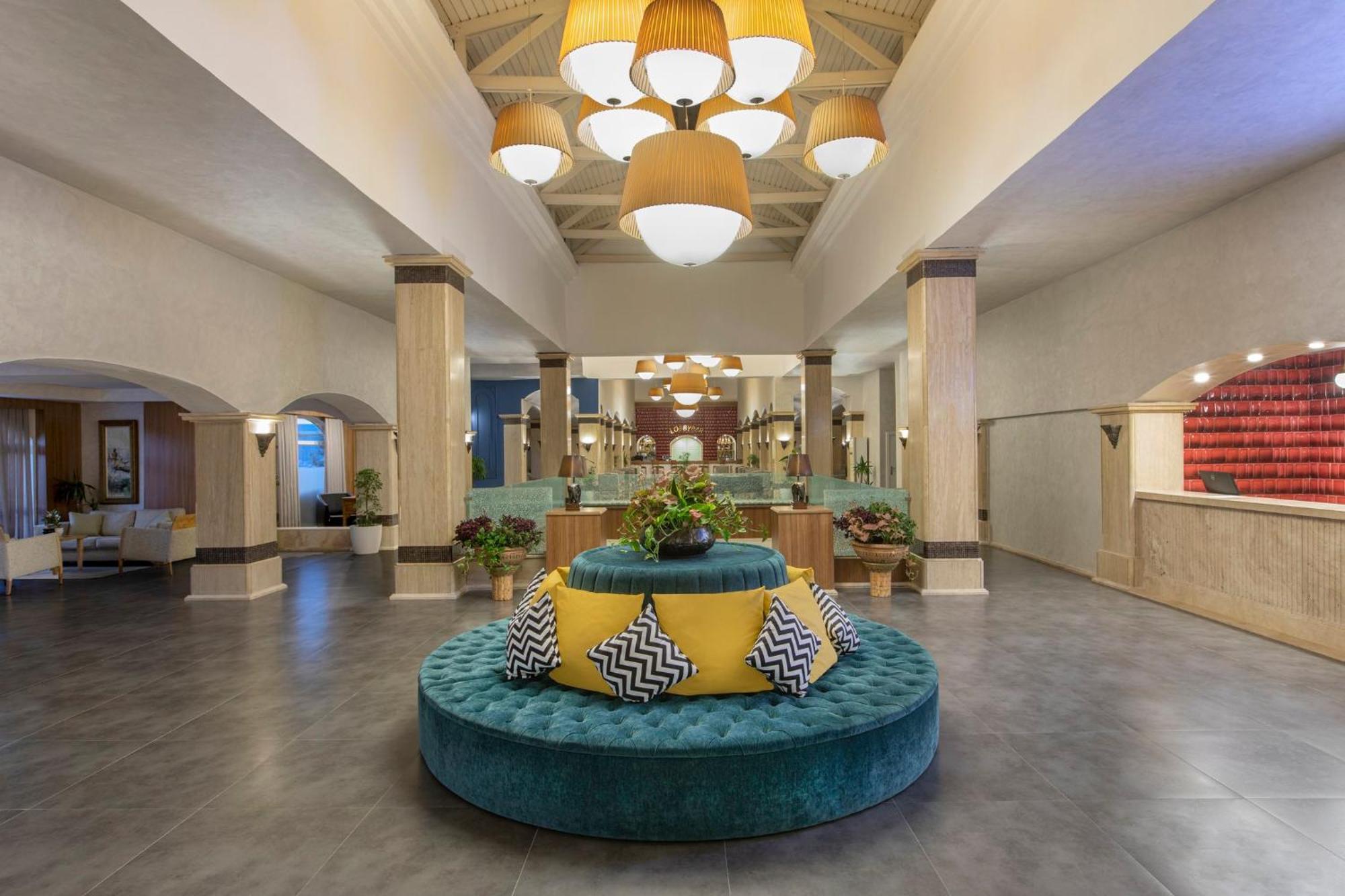 Holiday Inn Resort Bodrum By Ihg Exterior photo